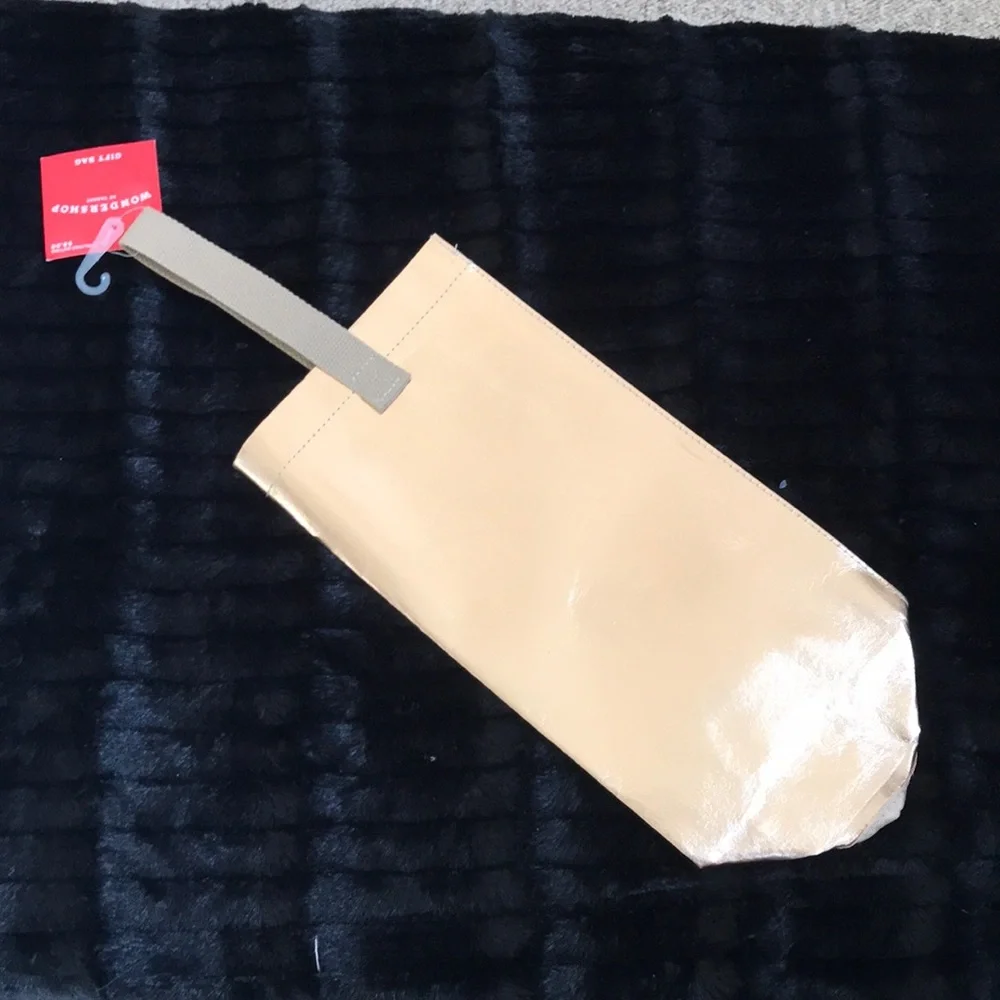 3 Gold Wine Bags